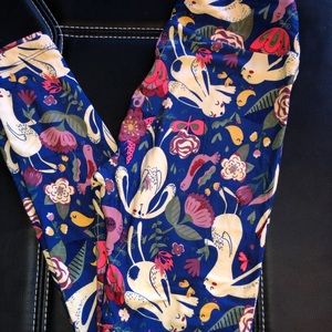 NWOT LuLaRoe Bunny OS Leggings
